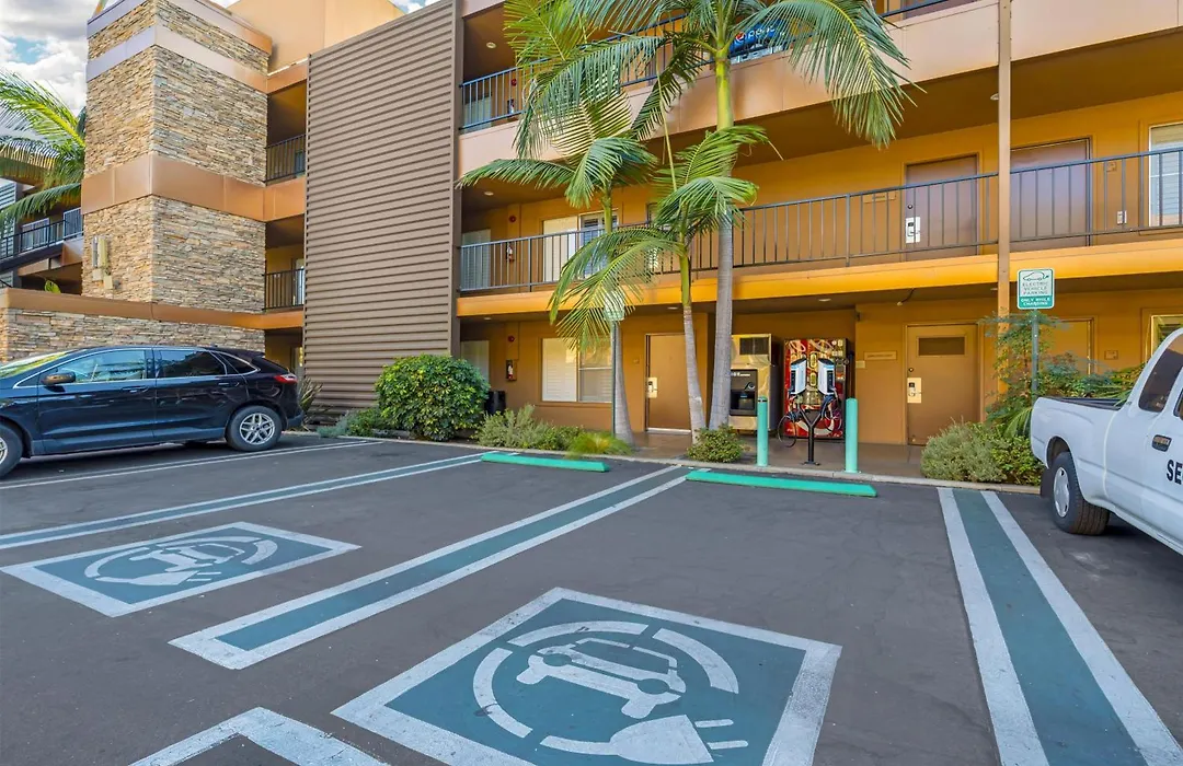 Best Western Plus Stovall'S Inn-1