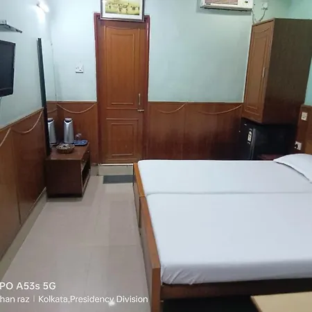 Hotel Heera-3