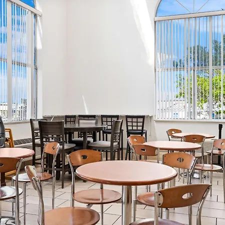 Surestay Hotel By Best Western Albuquerque Midtown-3