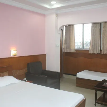 Hotel Heera-2