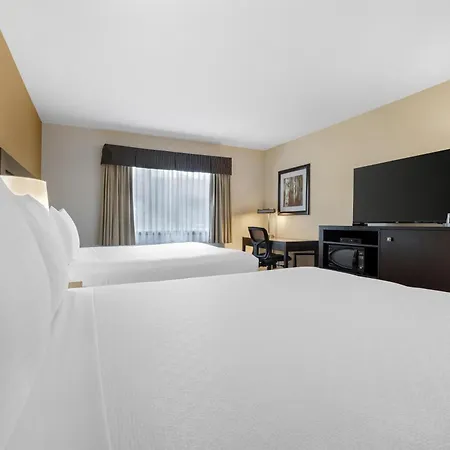 Best Western Plus Baker Street Inn-2
