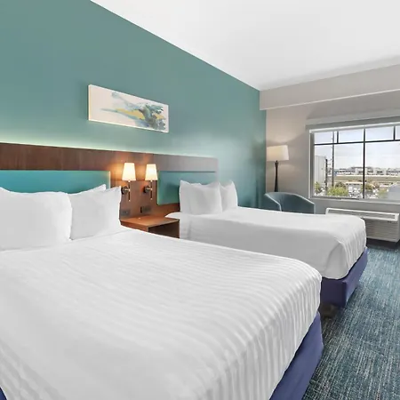 Best Western Plus Miami Airport North Hotel & Suites-2