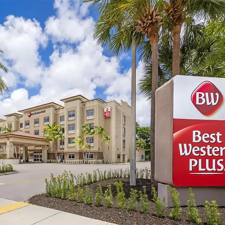 Best Western Plus Miami Airport North Hotel & Suites-3