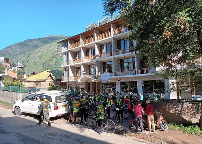 Best 3-Star Hotels in Manali