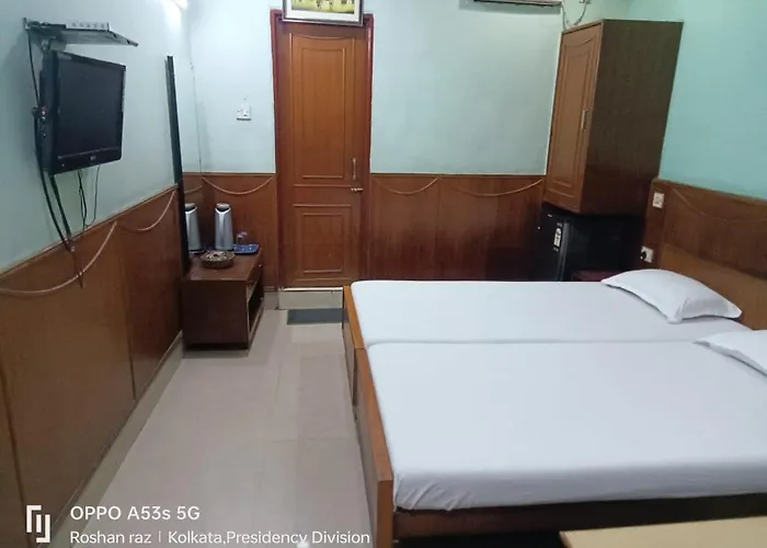 Hotel Heera Kolkata