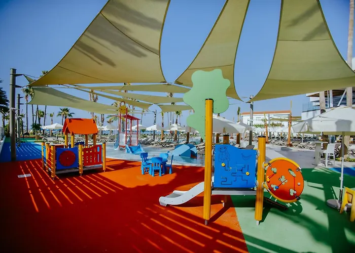 Best Hotels in Larnaca