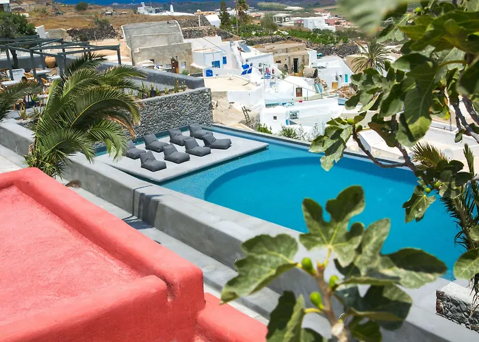 Best Hotels in Santorini