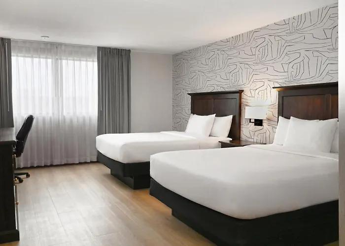 Best Niagara Falls Hotels