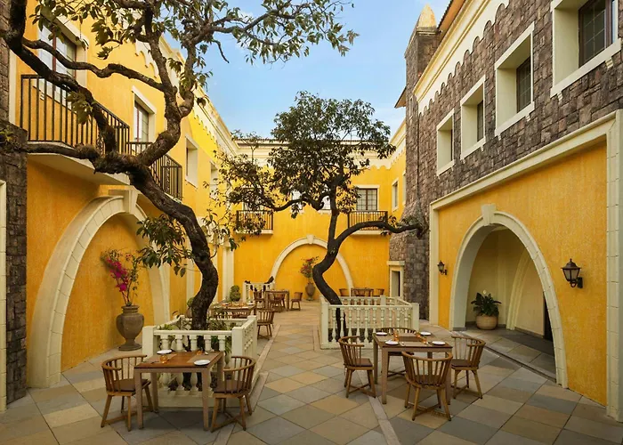 Best 5-Star Hotels in Mahabaleshwar