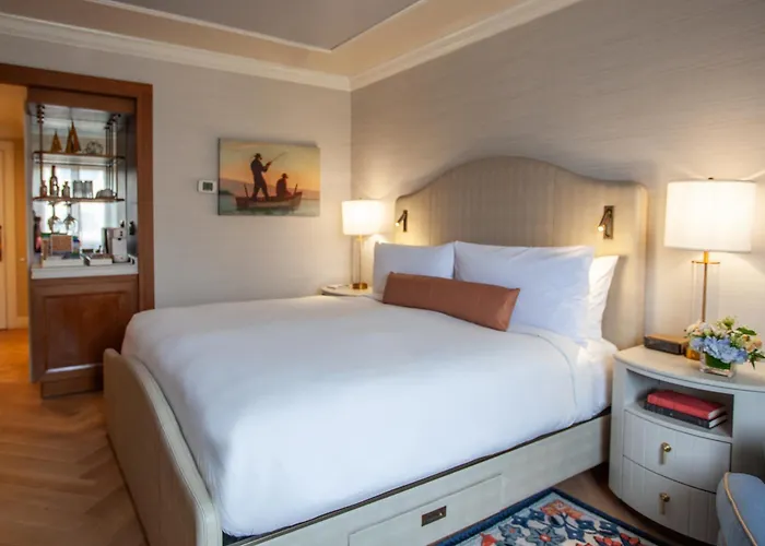 Best Hotels in Greenwich