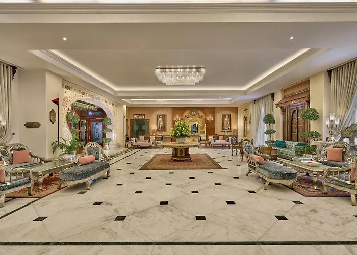 Best Hotels Nearby